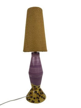 Afikanische Lampe mit bemaltem Keramikfuß